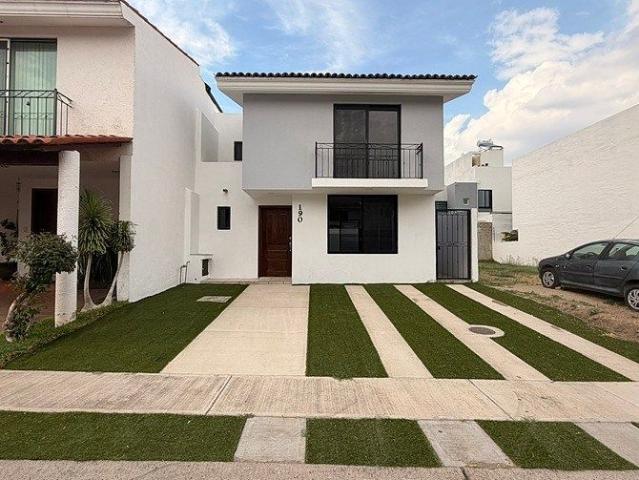 CASA EN RENTA NUEVA GALICIA