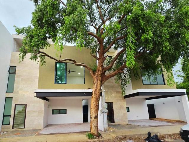 Casa en renta Nuevo Yucatán, Mérida, Yucatán