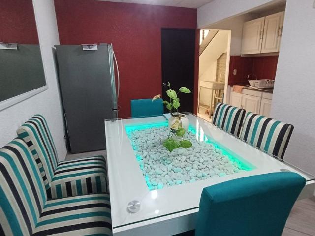 Casa en renta Niños Héroes Matutino, Calle Plutarco González De Pliego, San Pablo Autopan, Toluca, México, 50294, Mex