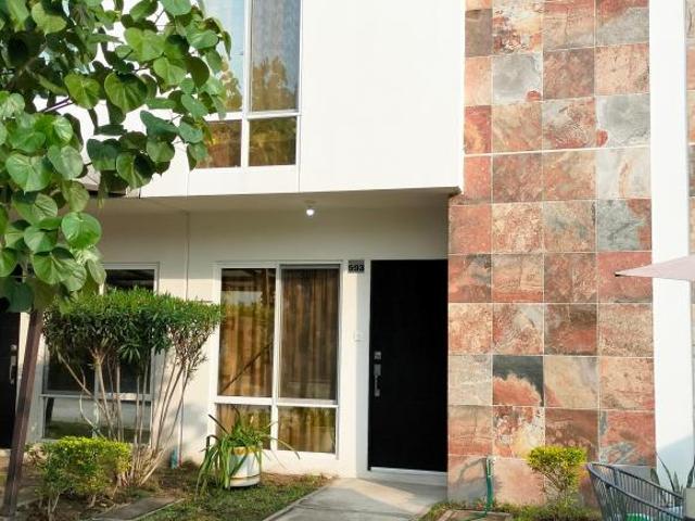 CASA EN RENTA O VENTAFRACCIONAMIENTO DREAM LAGOONS REC. PLANTA BAJA