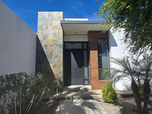 Casa en renta Aurea Residencial, Calzada Cetys, Aure Residencial, Mexicali, Baja California, México