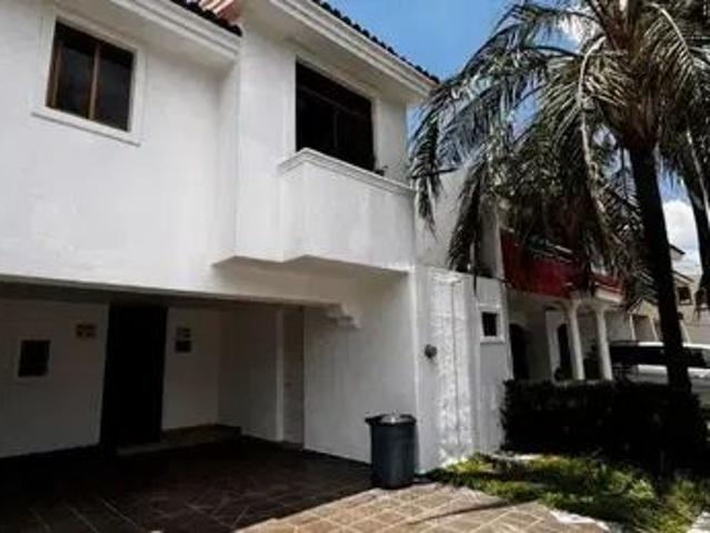 Casa En Renta Av Naciones Unidas, Coto Mallorca, Zapopan, Ja