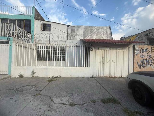Casa en renta Av. Nezahualcóyotl 285, Mz 006, Las Fuentes, Ciudad Nezahualcóyotl, Estado De México, México