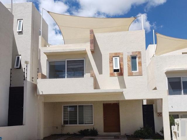 Casa en renta Av Cumbres De Juriquilla, Delegación Felipe Carrillo Puerto, El Nabo, Municipio De Querétaro, Querétaro, 76226, México