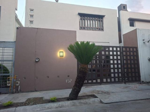 Casa en renta Av. Jardin De Las Lomas, Las Lomas Sector Bosques, Mitras Poniente, Nuevo León, México