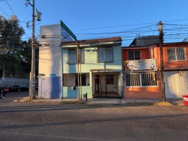 Casa en renta Avenida 15 De Mayo 3301 3301, Las Fuentes, Puebla, 72090, Mex
