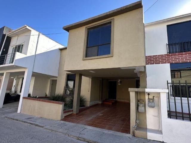 Casa en renta Avenida Club Britania, Lomas De Aguacaliente 5ta Secc Tijuana, Municipio De Tijuana, Baja California, 22025, México