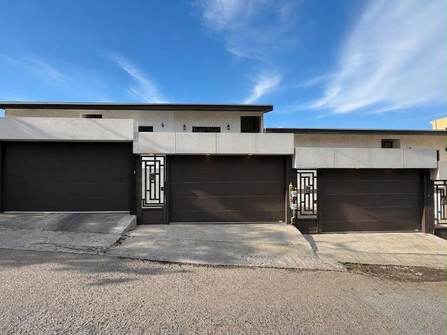 Casa en renta Avenida Club Britania, Lomas De Aguacaliente 5ta Secc Tijuana, Municipio De Tijuana, Baja California, 22030, México