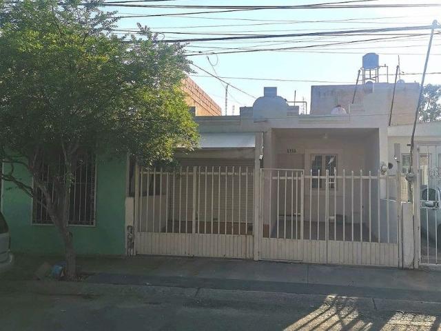 Casa en renta Avenida Acueducto, Jardines Del Valle, Nuevo México, Zapopan, Región Centro, Jalisco, 45139, México