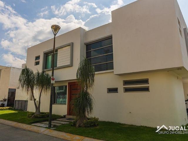 Casa en renta Avenida Aviación, Portalegre, San Juan De Ocotán, Zapopan, Región Centro, Jalisco, 45201, México