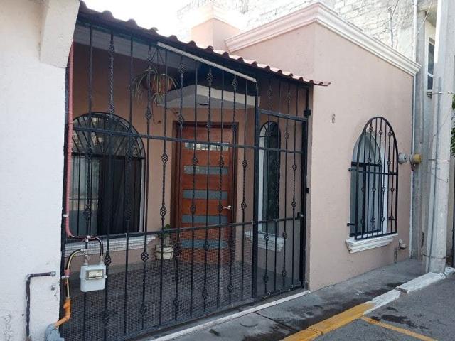 Casa en renta Avenida Belén, Lomas De San Pedrito, Delegación Epigmenio González, Santiago De Querétaro, Municipio De Querétaro, Querétaro, 76148, México