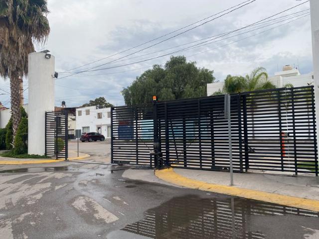 Casa en renta Avenida De La Paz, Barrio Tlaxcala, San Luis Potosí, Municipio De San Luis Potosí, San Luis Potosí, 78038, México