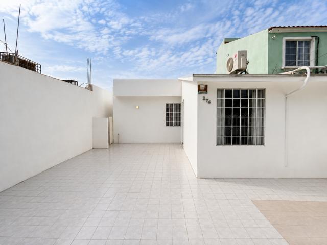 Casa en renta Avenida Islas Ceylan, Mexicali, Municipio De Mexicali, Baja California, 21339, México