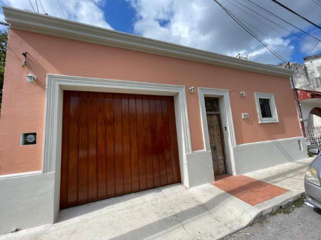 Casa en renta Avenida Itzáes, Centro, Mérida, Yucatán, 97000, Mex