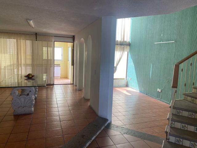 Casa en renta Avenida Juan Palomar Y Arias, Minerva, Fraccionamiento Monraz, Guadalajara, Jalisco, 44670, Mex
