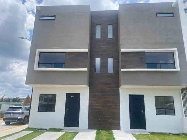 Casa en renta Avenida Juárez, San Juan De Las Huertas, Zinacantepec, Estado De México, 51370, México