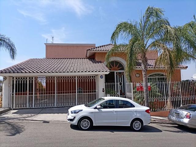 Casa en renta Avenida Loma De La Cañada, Loma Dorada, Santiago De Querétaro, Querétaro, México