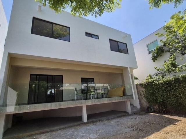 Casa en renta Avenida Lomas Del Valle, Lomas Del Valle, San Pedro Garza García, Nuevo León, 66256, Mex