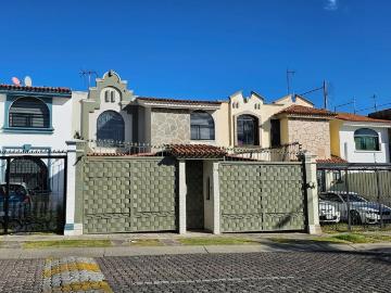 Casa en renta Avenida Lorenzo Barcelata, Bugambilias, Zapopan, Jalisco, México