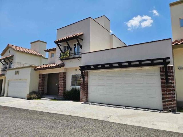 Casa en renta La Vista Residencial, Anillo Vial Fray Junípero Serra, Residencial La Vista, La Vista Residencial, Santiago De Querétaro, Qro México