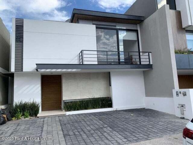 Casa en renta Avenida La Vista, Residencial La Vista, Querétaro, México