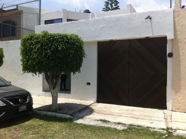 Casa en renta Avenida Luis Vega Y Monroy, Plazas Del Sol Primera Sección, Delegación Josefa Vergara Y Hernández, Municipio De Querétaro, Querétaro, 76099, México