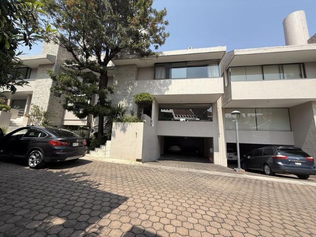 Casa en renta Avenida Magno Centro 5, Edif 102, Parques De La Herradura, Naucalpan De Juárez, Huixquilucan, México, 52787, Mex