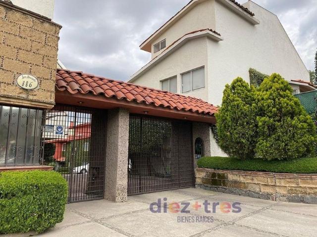 Casa en renta Avenida San Bernabé, Colonia La Malinche, Colonia San Jerónimo Lídice, Ciudad De México, La Magdalena Contreras, Ciudad De México, 10200, México