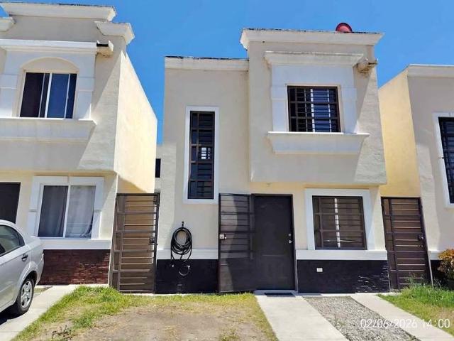 Casa en renta Avenida Santa Fe, Delegación La Mesa, Tijuana, Municipio De Tijuana, Baja California, 22115, México