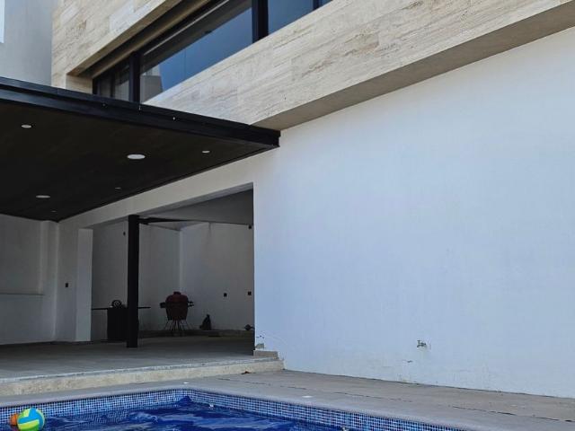 Casa en renta Avenida Parque Chapultepec, San Luis Potosí, Municipio De San Luis Potosí, San Luis Potosí, 78295, México