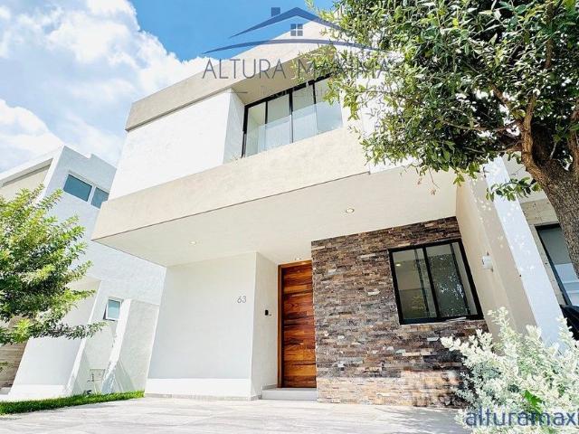 Casa en renta Avenida Paseo De La Estrella, Zapopan, Jalisco, 45222, Mex