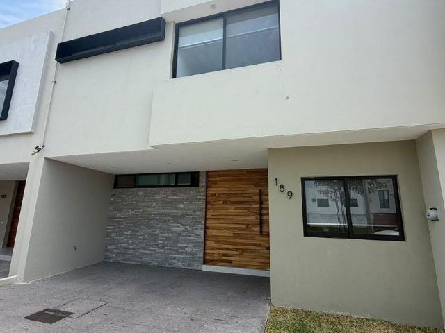 Casa en renta Avenida Paseos Solares, Solares, San Juan De Ocotán, Zapopan, Región Centro, Jalisco, 45222, México