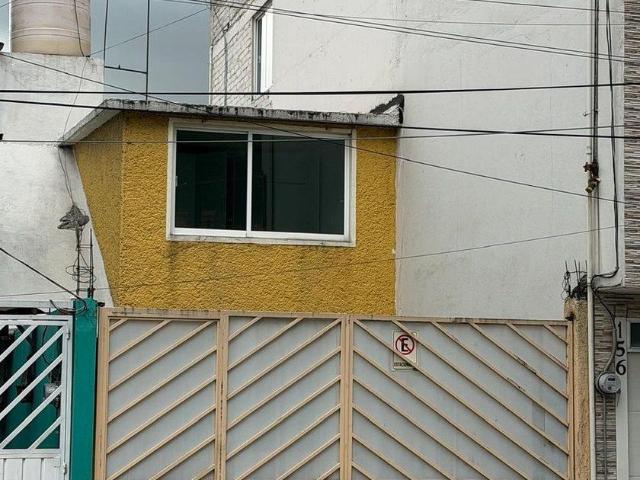 Casa en renta Avenida Prado Sur, San Pedro Totoltepec, Toluca, Estado De México, 50225, México