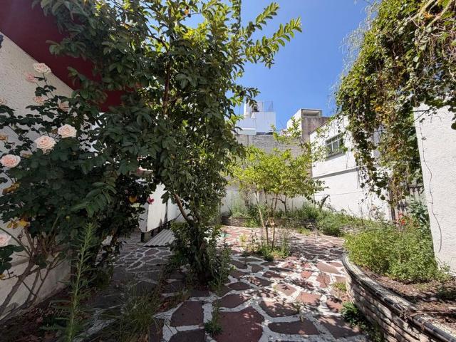 Casa en renta Avenida Prolongación Muñoz & Amado Nervo, Colonia Del Valle, San Luis Potosí, México