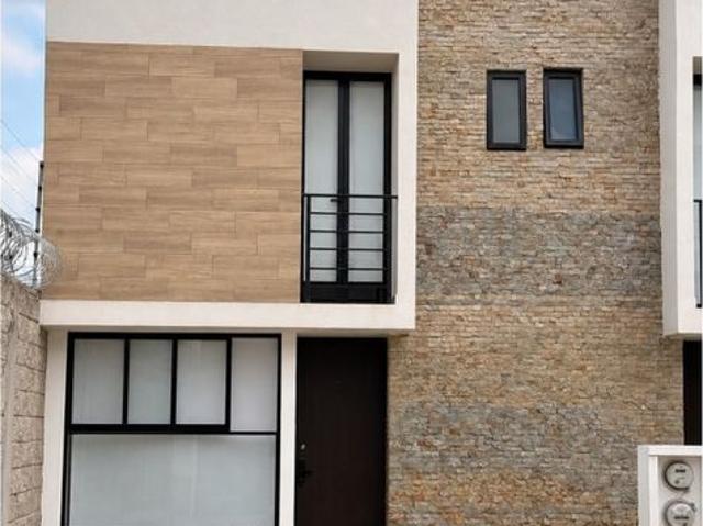 Casa en renta Avenida Prolongación San Joaquín, San Juan Cuautlancingo, Cuautlancingo, Puebla, 72730, México