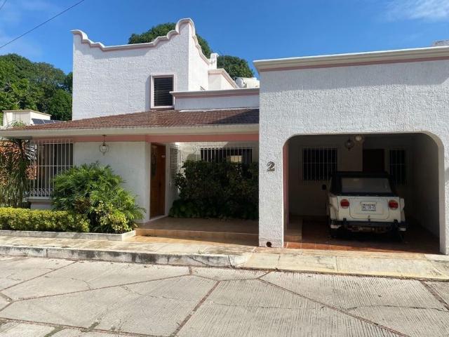 Casa en renta Avenida Resurgimiento 119, Fraccionamiento Bosques De Campeche, Campeche, 24030, Mex