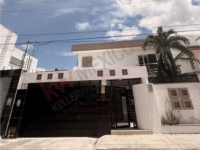 Casa en renta Avenida Tulum 2, Super Manzana 5, Cancún, Benito Juárez, Quintana Roo, 77500, Mex