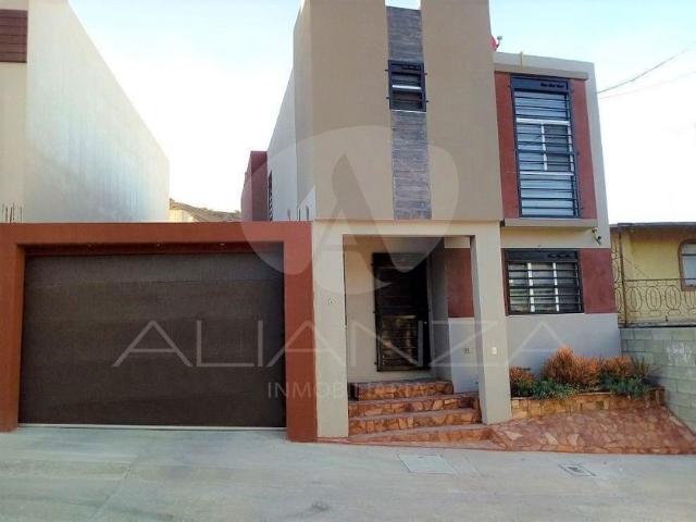 Casa en renta Avenida Valle Del Pedregal, Herradura Sur, Tijuana, Municipio De Tijuana, Baja California, 22630, México