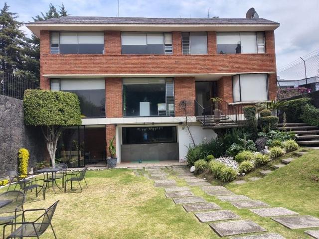 Casa en renta Avenida Zacatépetl, Parques Del Pedregal, Tlalpan, Ciudad De México, 14010, Mex