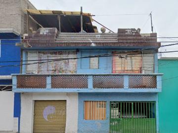 CASA EN RENTA A PRECIO REMATE SM $900,000