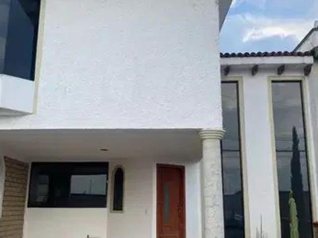 Casa En Renta A Unos Metros De Av Torres En Zinacantepec, Excelente Ubicación Y Distribución