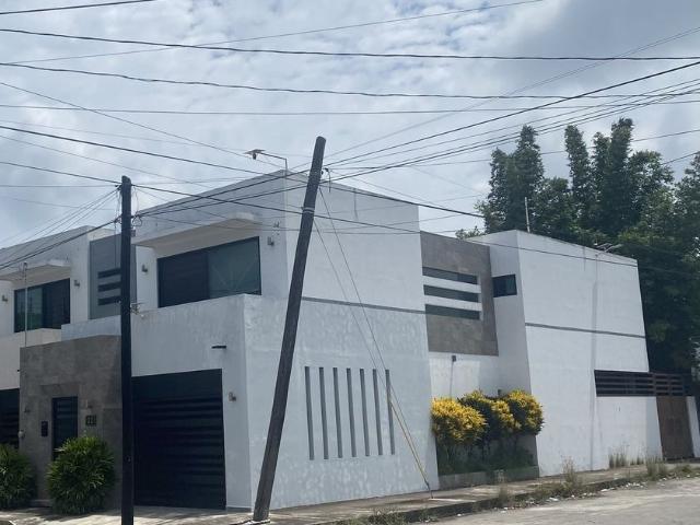 Casa en renta Adolfo Ruiz Cortines, Tuxpan, Veracruz