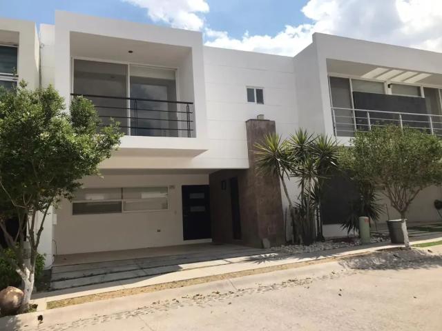 Casa en Renta al Norponiente de Aguascalientes Ruscello Residencial ET