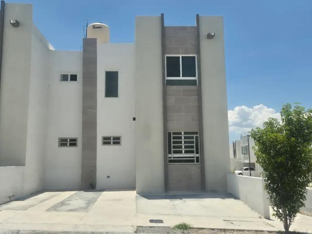Casa en Renta al Oriente de saltillo
