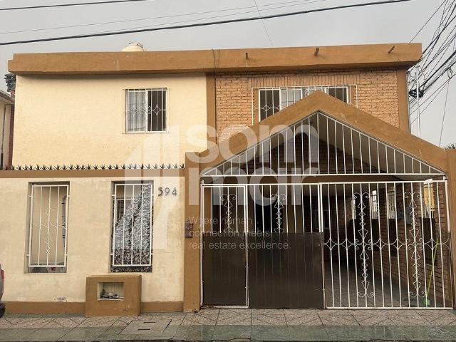 Casa en renta al sur de la ciudad | Ideal para oficinas o familia grande
