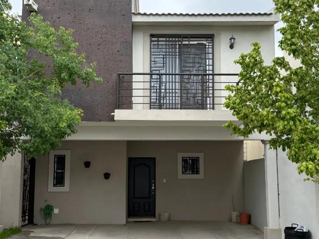CASA EN RENTA AL SUR DE SALTILLO, COAH