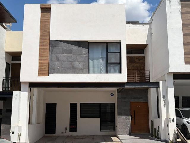 Casa en Renta al Sur en Fraccionamiento Cazadores