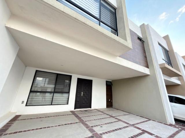 Casa en renta Aldaba 2 Residencial, Blvd. Aldaba, Fracciones De Jesus Maria, León, Guanajuato, México