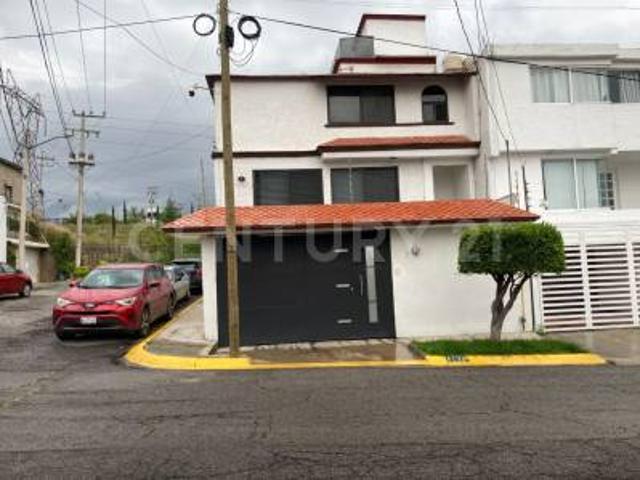 CASA EN RENTA, ALTNATA 2D SECCION