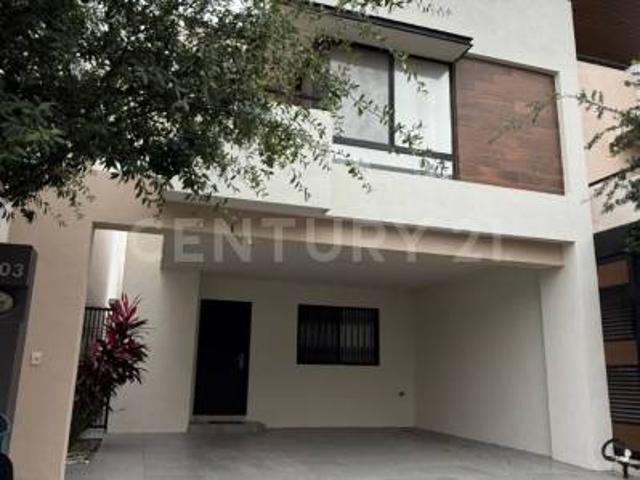 Casa en RENTA Altabrisa Premier